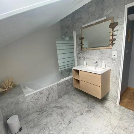 Des 3 Fontaines Holiday home *